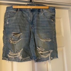 AE JEAN SHORTS